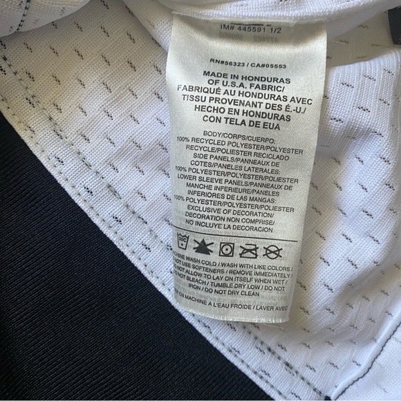 Nike NFL Cincinnati Bengals AJ Green No. 18 Women’s Jersey - Picture 11 of 11